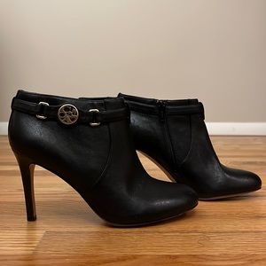 Coach Salene Cow Safari / black zippered stiletto ankle boots Size 6